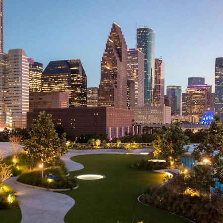 Contemporary Downtown Houston Your Home Base For City Adventures! エクステリア 写真